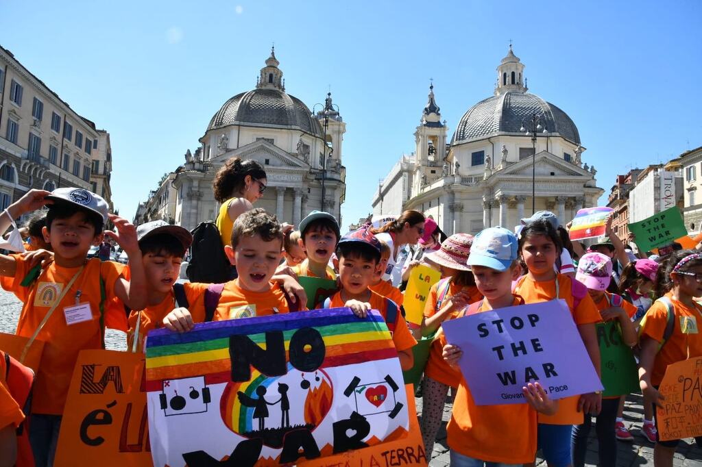 Vogliamo la pace, la guerra non ci piace! La voce dei bambini delle scuole romane contro la guerra